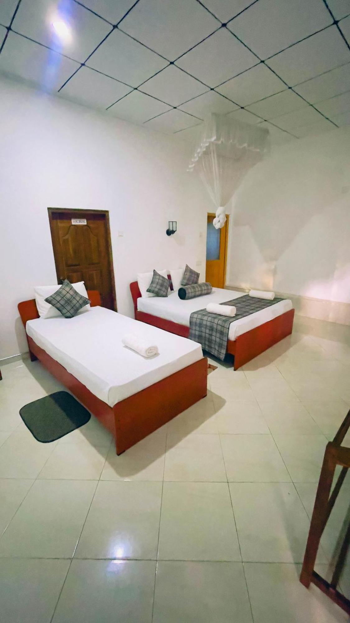 White Eagle Hotel Sigiriya Exterior foto