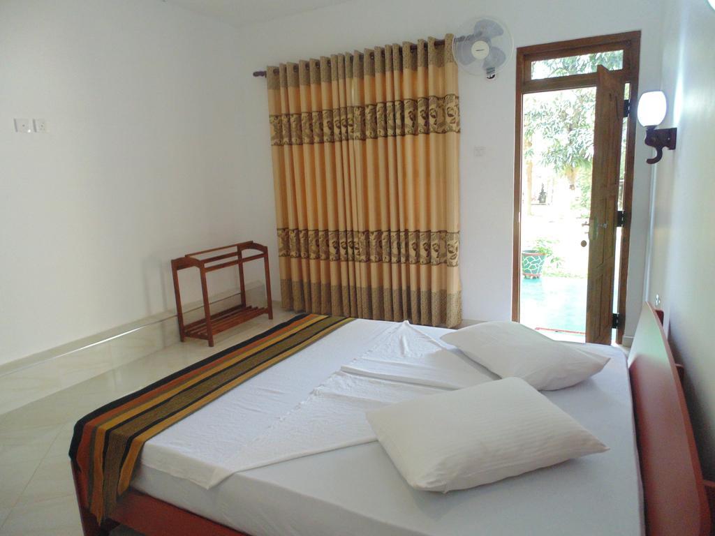 White Eagle Hotel Sigiriya Quarto foto